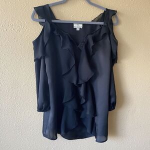 Hot in Hollywood Solid Black Ruffle Cold Shoulder Blouse‎ Size XS Goth Vampy